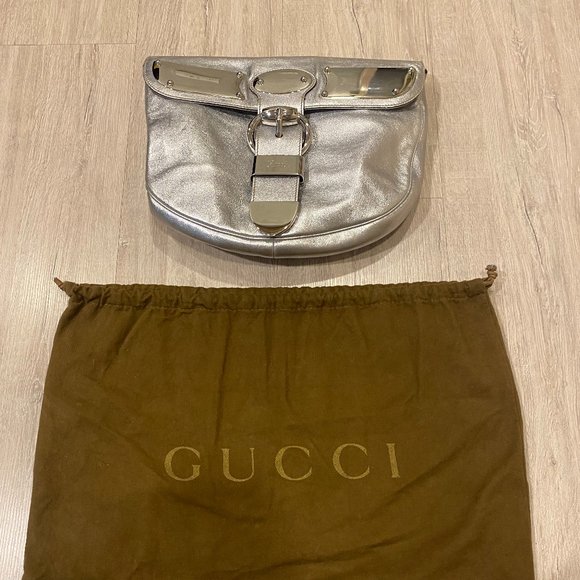 Gucci leather silver bag with - rarely worn, like new - Picture 2 of 9